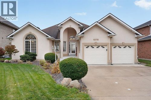1075 Stoneybrook Cres, Windsor, ON, N9G2Y3 | Card Image