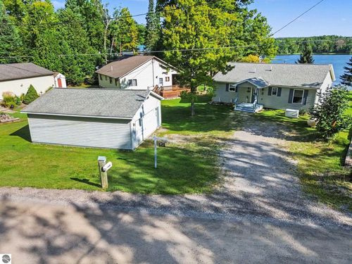 4422 Sunset Dr, Glennie, MI, 48737-9537 | Card Image