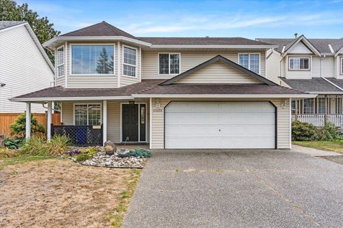 45470 Spruce Dr, Chilliwack, BC, V2R3V3 | Card Image
