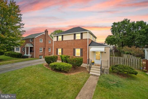 143 N Abingdon St, ARLINGTON, VA, 22203-2610 | Card Image