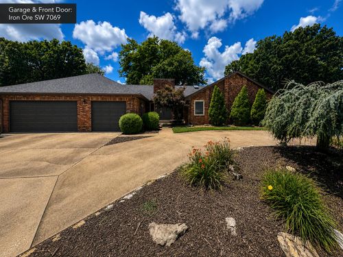 8420 Interlochen Dr, Nixa, MO, 65714-8768 | Card Image