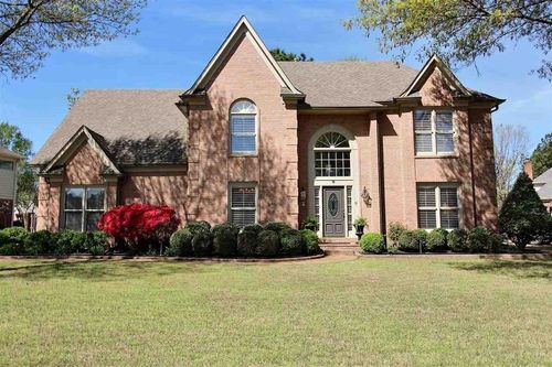 2345 Linkenholt Dr, Collierville, TN, 38017-8820 | Card Image