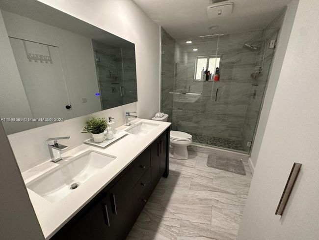 591 Talavera Rd, House other with 3 bedrooms, 2 bathrooms and null parking in Weston FL | Image 10