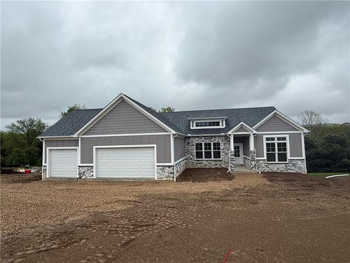 136 Huckleberry Rd, Indiana, PA, 15701-6013 | Card Image