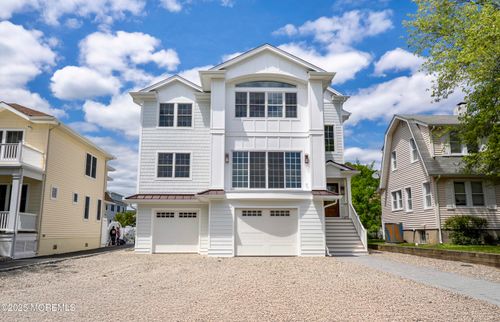 205 Parkway, Point Pleasant Beach, NJ, 08742-3273 | Card Image
