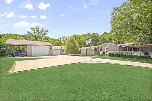 11086 Roman Rd, Bentonville, AR, 72712-8948 | Card Image