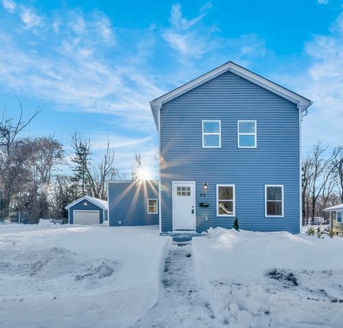 92 Liberty St, Rockland, MA, 02370-1334 | Card Image