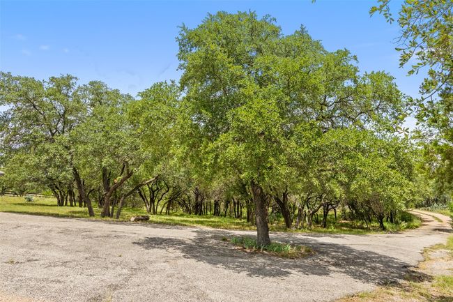 23809 Oscar Rd, House other with 3 bedrooms, 2 bathrooms and null parking in Spicewood TX | Image 12