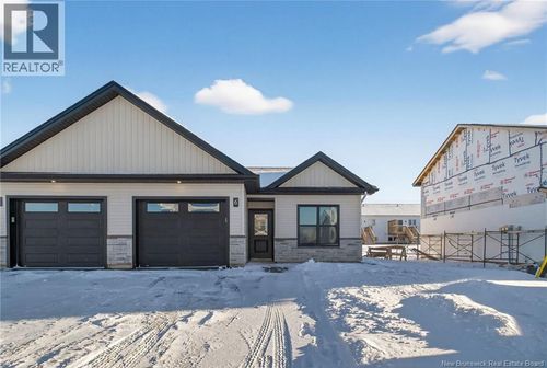 6 Rue Violet, Shediac, NB, E4P0Z8 | Card Image