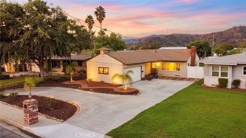 835 E Juanita Ave, Glendora, CA, 91740-6029 | Card Image