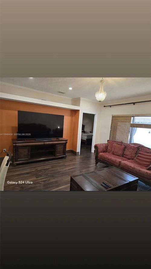 672-672 Sw 158th Ter, Pembroke Pines, FL, 33027-1134 | Card Image