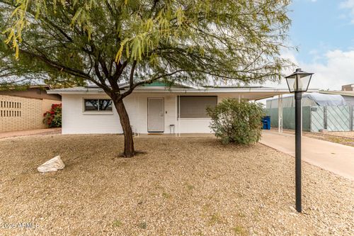 1121 S Lawther Dr, Apache Junction, AZ, 85120-6183 | Card Image