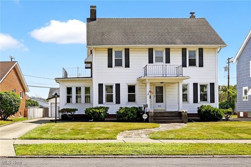 10302 S Highland Ave, Garfield Heights, OH, 44125-5922 | Card Image