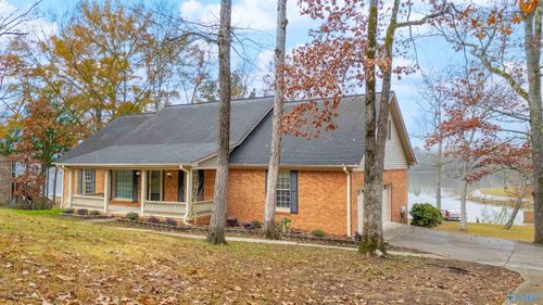 814 East Haven Drive, Glencoe, AL, 35905 | Card Image