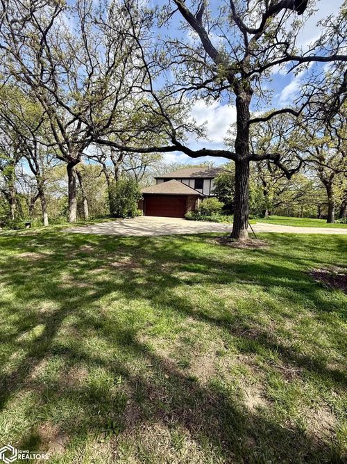 2822 Country Club Dr, Atlantic, IA, 50022-2537 | Card Image