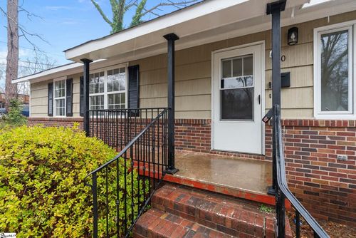 100 Whitener Ave, spartanburg, SC, 29306-5016 | Card Image