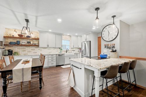 614 E 3rd St, Valley Center, KS, 67147-2379 | Card Image