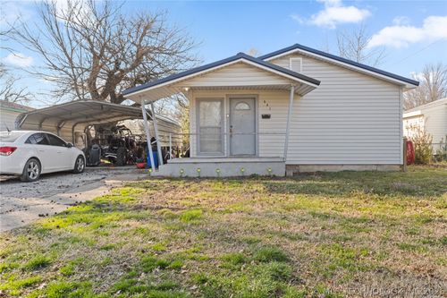 441 N Brown St, Vinita, OK, 74301-1802 | Card Image