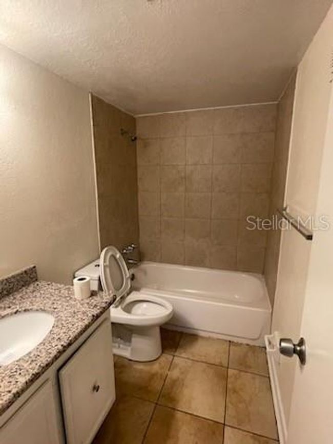 D - 2783 L B Mcleod Road, Condo with 2 bedrooms, 2 bathrooms and null parking in ORLANDO FL | Image 15