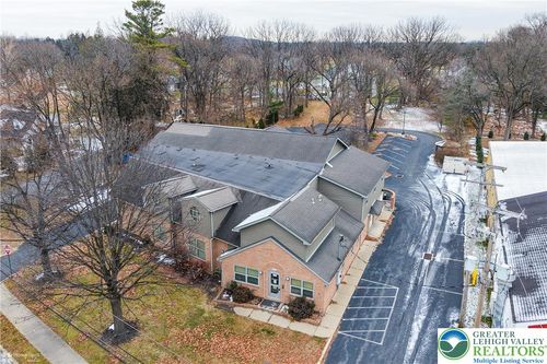 2346 Jacksonville Rd, Bethlehem, PA, 18017-3613 | Card Image