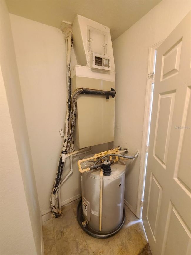 UNIT-101 - 36321 Stonewood Ln, Condo with 2 bedrooms, 2 bathrooms and null parking in ZEPHYRHILLS FL | Image 11