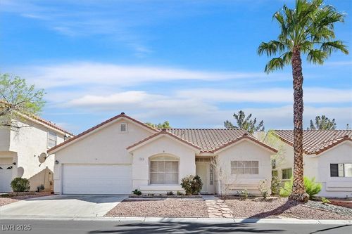 4932 Forest Oaks Dr, Las Vegas, NV, 89149-5731 | Card Image