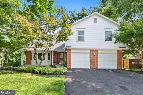 1701 Glastonberry Rd, POTOMAC, MD, 20854-2642 | Card Image
