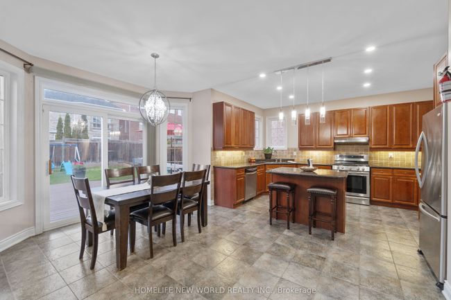 1033 Copperfield Dr, House other with 6 bedrooms, 6 bathrooms and 3 parking in Oshawa ON | Image 13