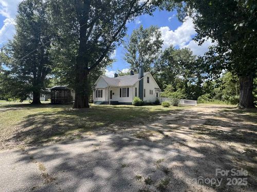 651 Still St, Chester, SC, 29706-2527 | Card Image