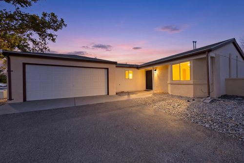 1801 Jeffrey Rd Ne, Rio Rancho, NM, 87144-6233 | Card Image
