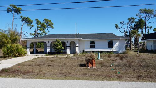 3552 Middletown St, PORT CHARLOTTE, FL, 33952-8422 | Card Image