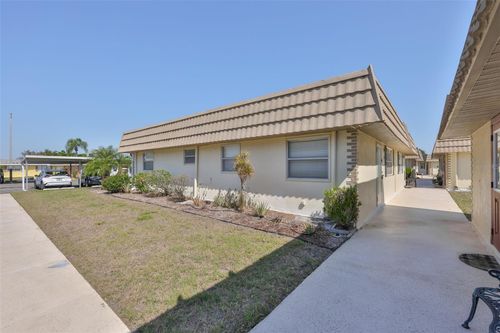 68-202 Bedford St, SUN CITY CENTER, FL, 33573-6045 | Card Image