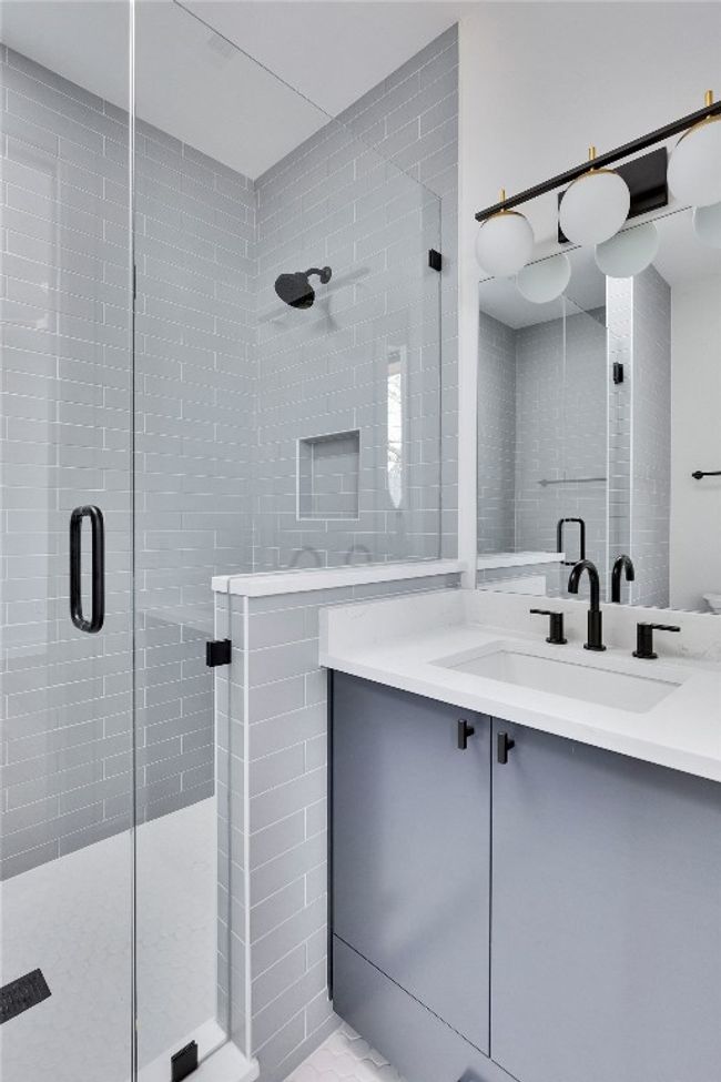 1804 Sylvan Dr, House other with 2 bedrooms, 3 bathrooms and 1 parking in Austin TX | Image 37