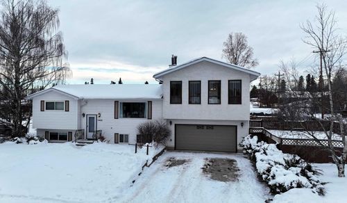 5402 12 Ave, Edson, AB, T7E1J8 | Card Image