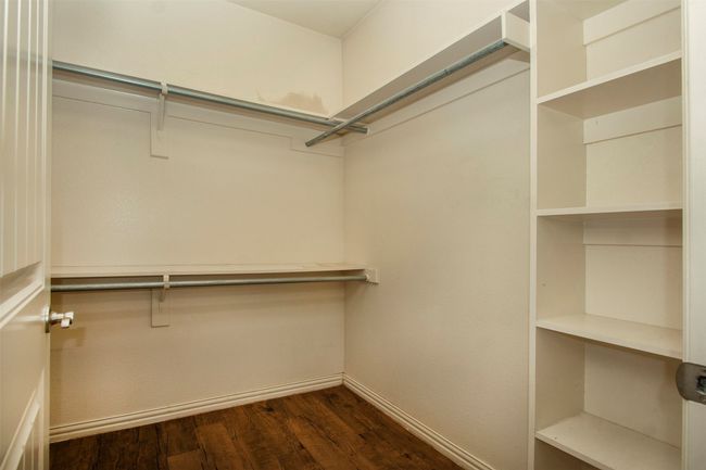 704 E Bullock St, House other with 3 bedrooms, 2 bathrooms and null parking in Denison TX | Image 17