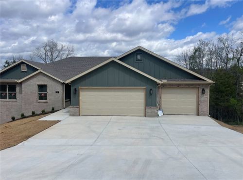 38 Loftus Dr, Bella Vista, AR, 72714-3909 | Card Image