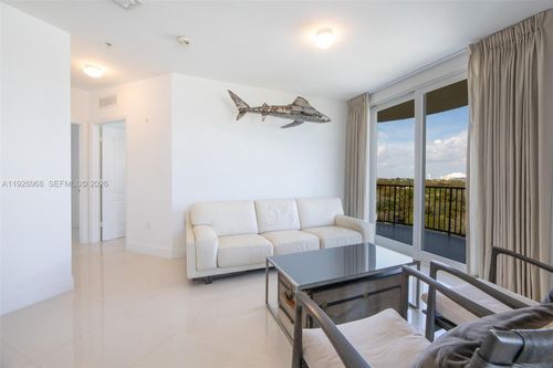 703-2701 Sw 3rd Ave, Miami, FL, 33129-2350 | Card Image