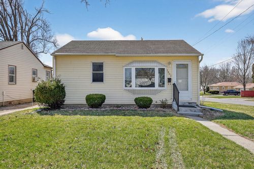 1802 Easton Ave, Waterloo, IA, 50702-2605 | Card Image