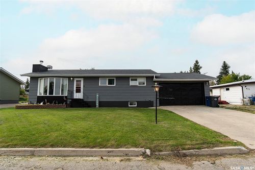 623 Little Quill Ave, Wynyard, SK, S0A4T0 | Card Image