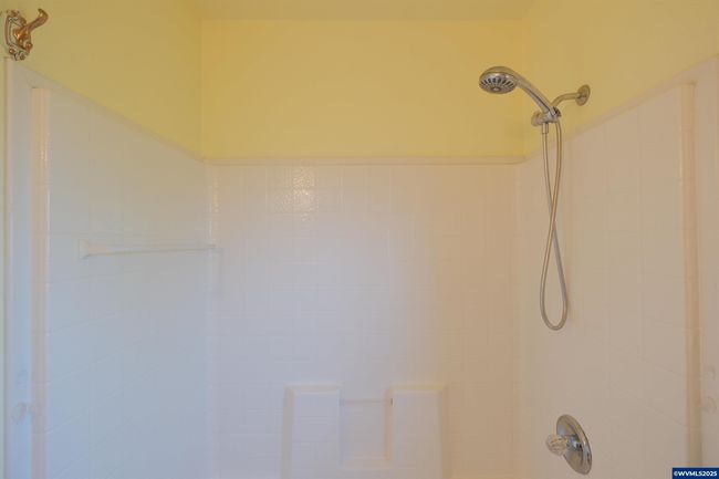 1510 Lafayette St Se, House other with 3 bedrooms, 2 bathrooms and null parking in Albany OR | Image 16
