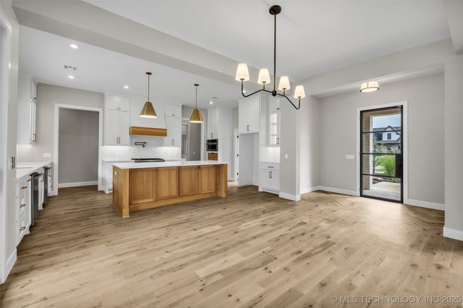 6364 N Bluesage Dr, House other with 5 bedrooms, 4 bathrooms and null parking in Owasso OK | Image 7