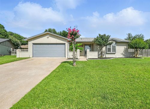2812 Jasmine Ct, Bedford, TX, 76021-2703 | Card Image
