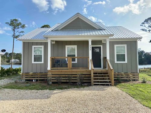 153 Lake Mc Kissack Ln, Carrabelle, FL, 32322-3086 | Card Image