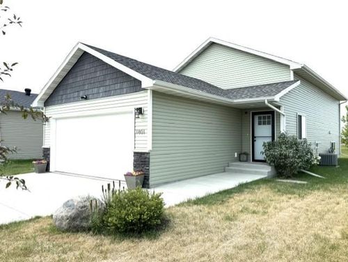 1801 19th St N, Wahpeton, ND, 58075-3222 | Card Image
