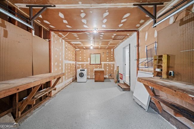 6516 Maddox Rd, House other with 3 bedrooms, 2 bathrooms and null parking in Morrow GA | Image 10
