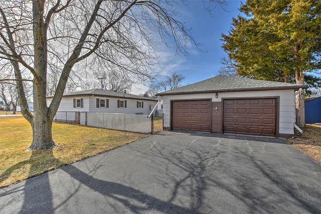 342 E Cox St, House other with 3 bedrooms, 2 bathrooms and null parking in Forsyth IL | Image 16