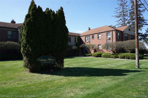 apt-208-22673 Garrison St, Dearborn, MI, 48124-2119 | Card Image