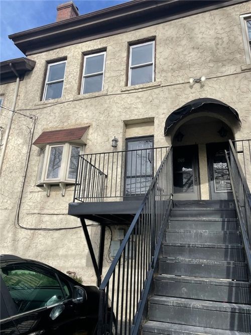 1309 Walnut St, Pittsburgh, PA, 15221-3015 | Card Image