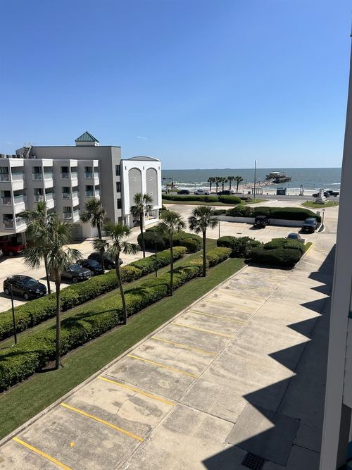 375-6102 Seawall Blvd, Galveston, TX, 77551-2031 | Card Image