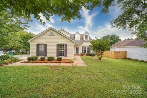 5436 Scarlet Sage Dr, Charlotte, NC, 28215-9925 | Card Image